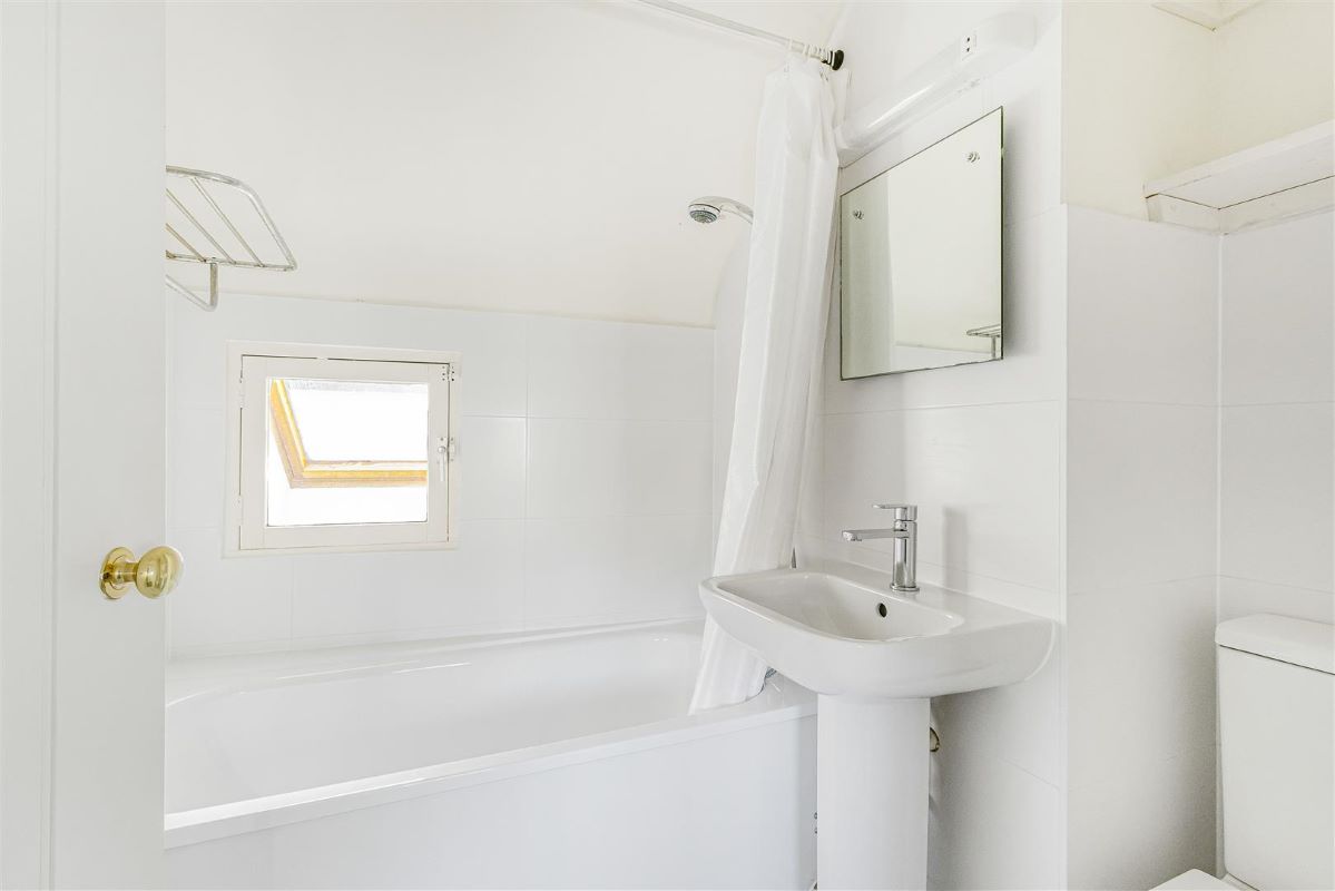 The Cottage, South Street, Great Chesterford, Saffron Walden, Essex, CB10 1NW