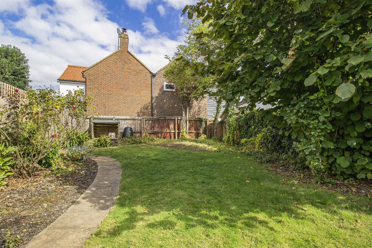 The Cottage, South Street, Great Chesterford, Saffron Walden, Essex, CB10 1NW