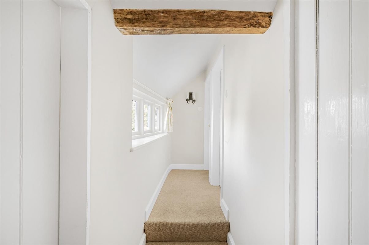 The Cottage, South Street, Great Chesterford, Saffron Walden, Essex, CB10 1NW