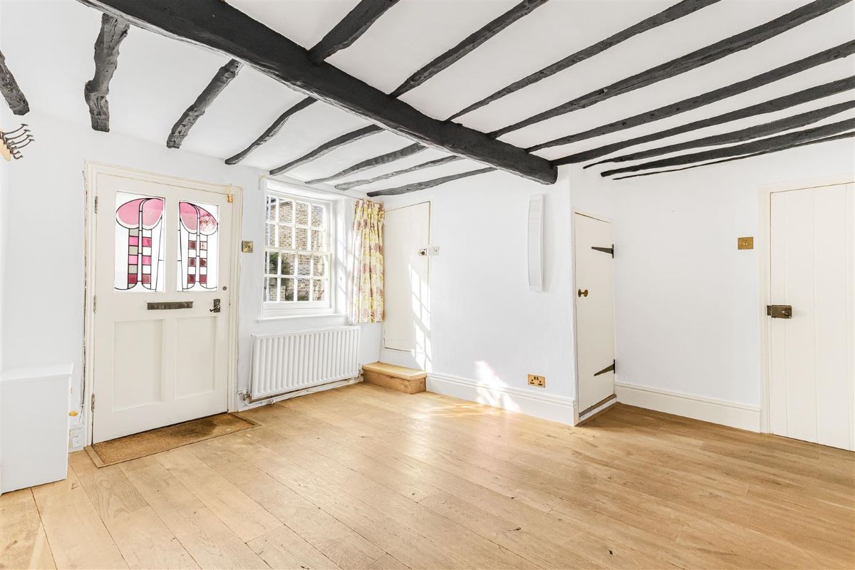 The Cottage, South Street, Great Chesterford, Saffron Walden, Essex, CB10 1NW