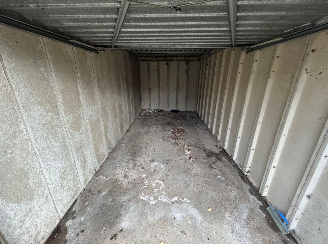 Garage 8, Abbey Road, Cambridge, Cambridgeshire, CB5 8HQ