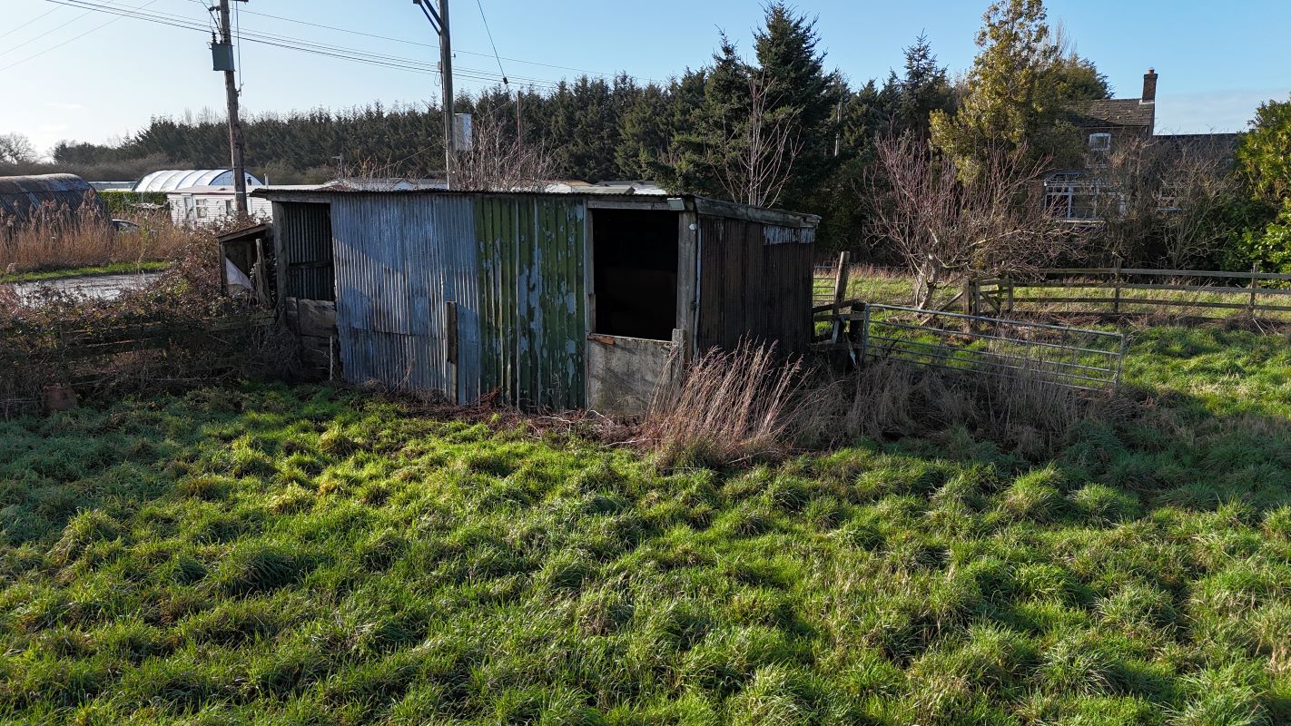 Stables and Paddock Land, Harpers Drove, Ramsey Heights, Cambridgeshire, PE26 2RJ