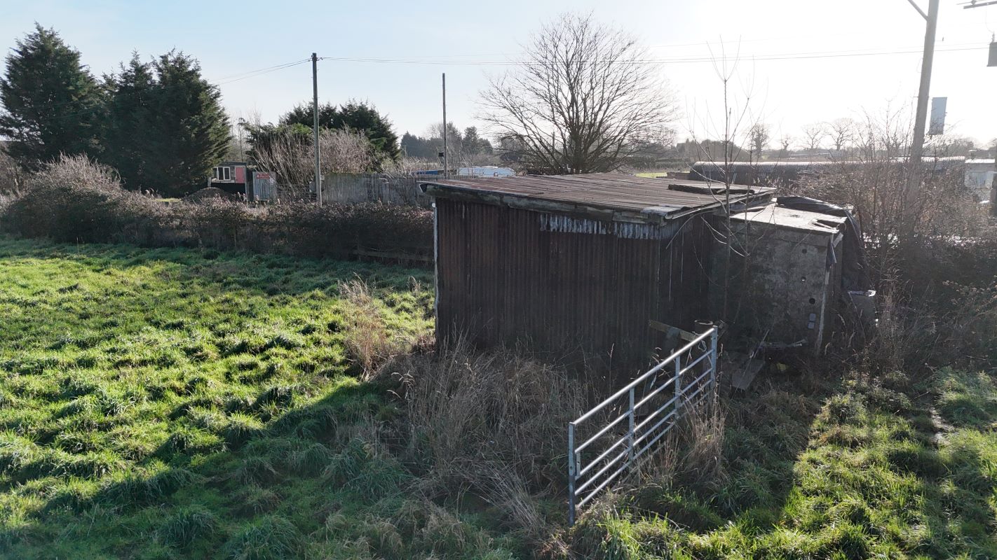Stables and Paddock Land, Harpers Drove, Ramsey Heights, Cambridgeshire, PE26 2RJ