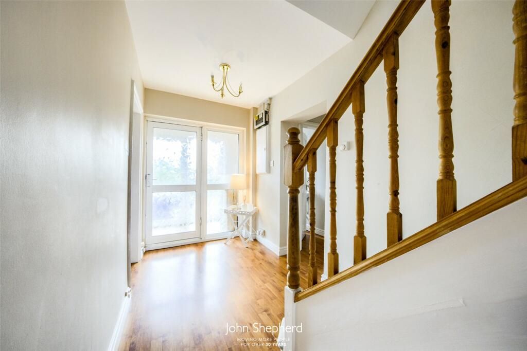 Solihull, West Midlands, B92 7RT - Online Auctions