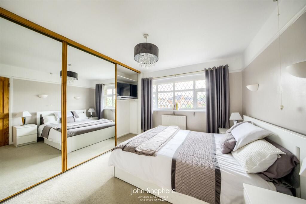 Solihull, West Midlands, B92 7RT - Online Auctions