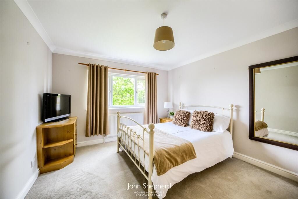 Solihull, West Midlands, B92 7RT - Online Auctions