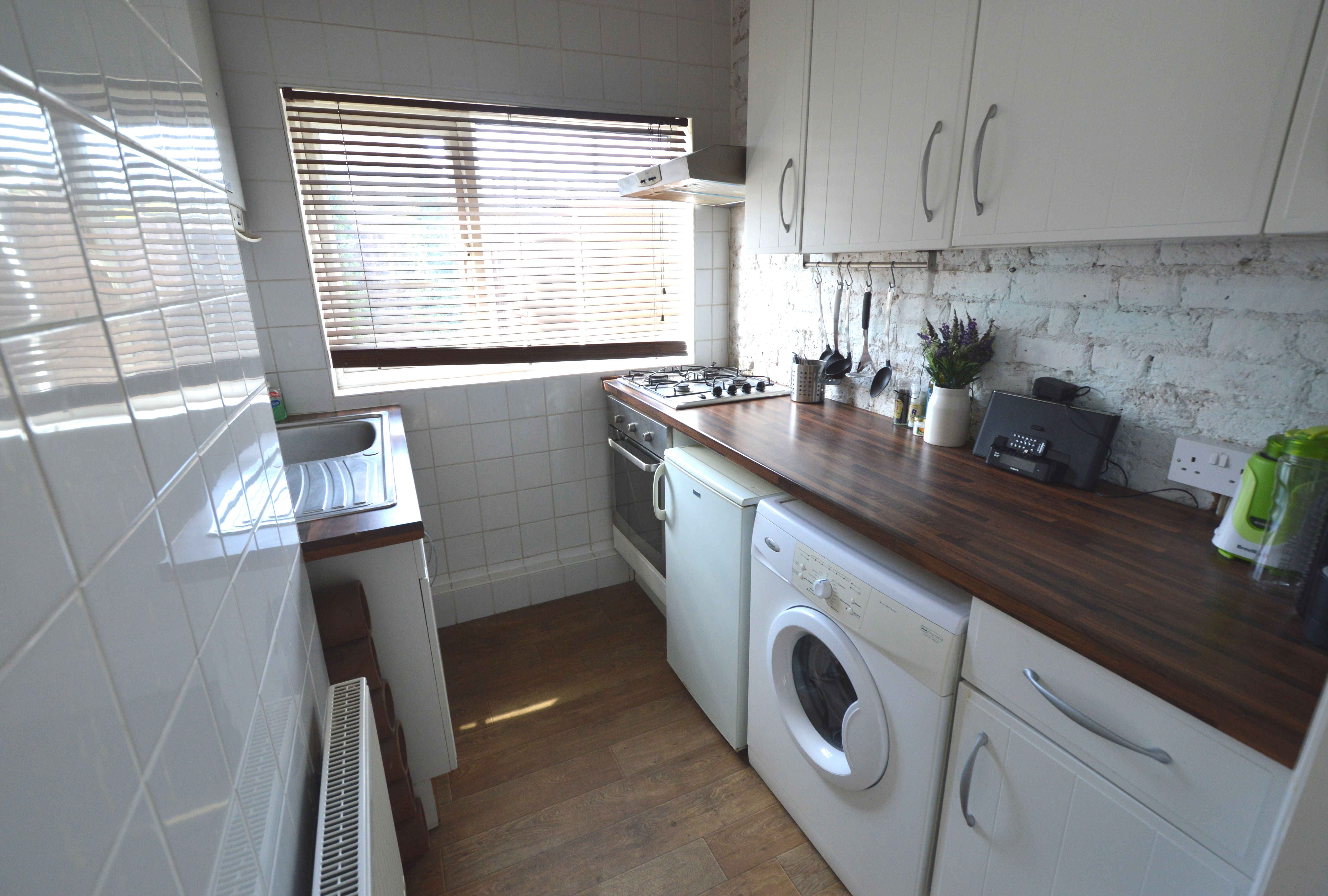 852B London Road, Leigh-on-Sea, Essex, SS9 3NQ