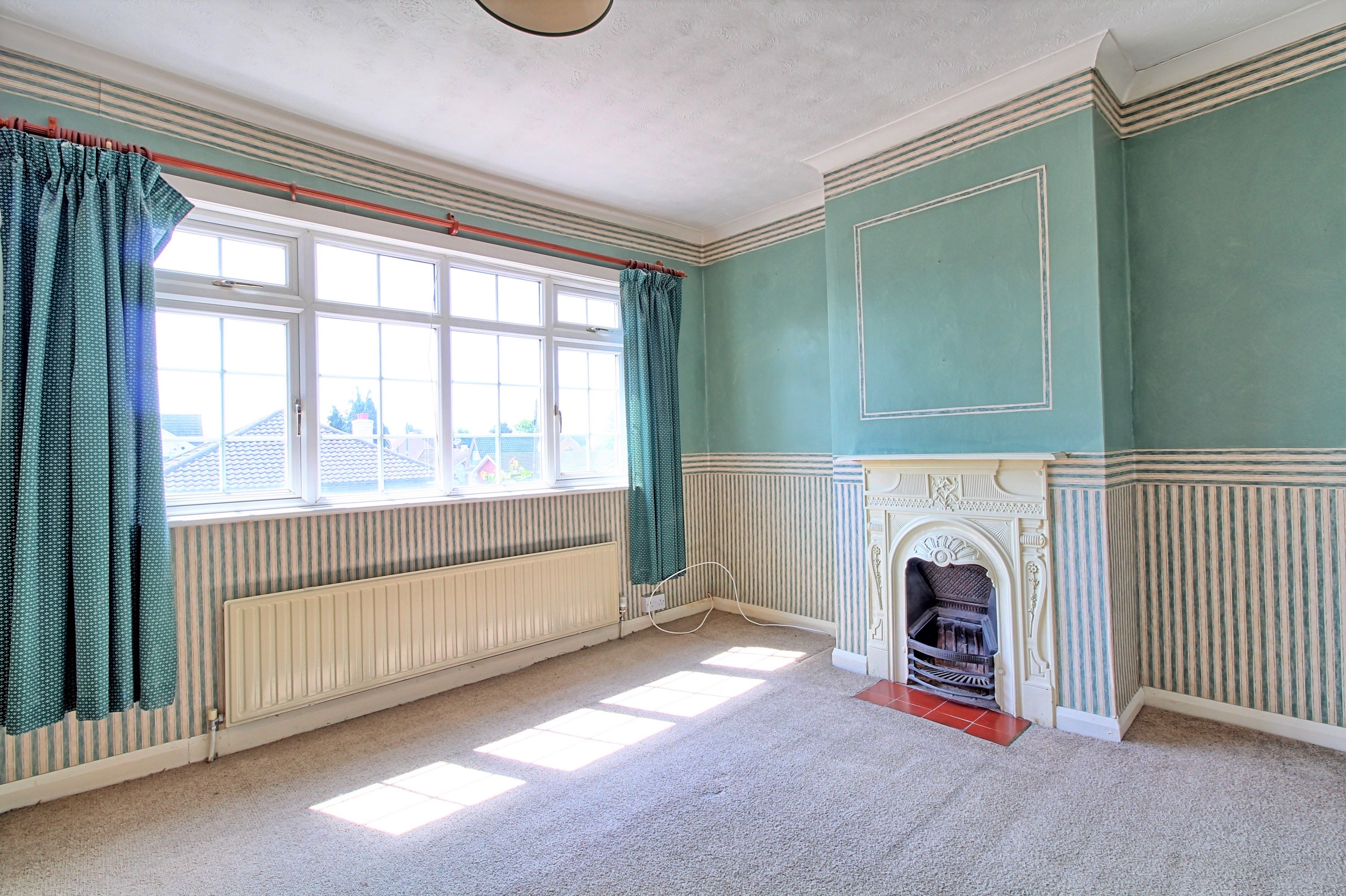 32 Hope Road, Benfleet, Essex, SS7 5JH