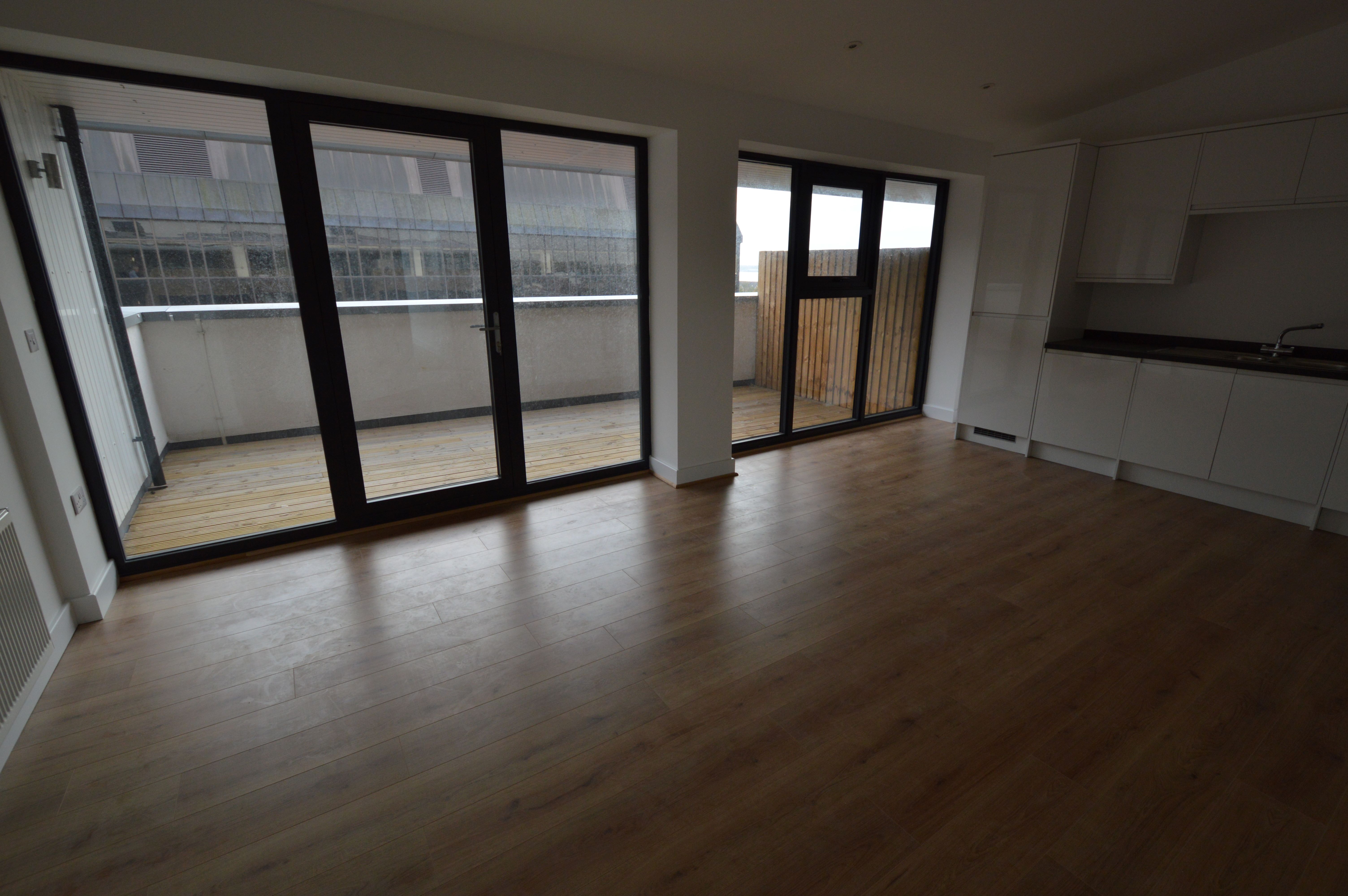 Flat 34a Pullman Court, High Street, Grays, Essex, RM17 6FN