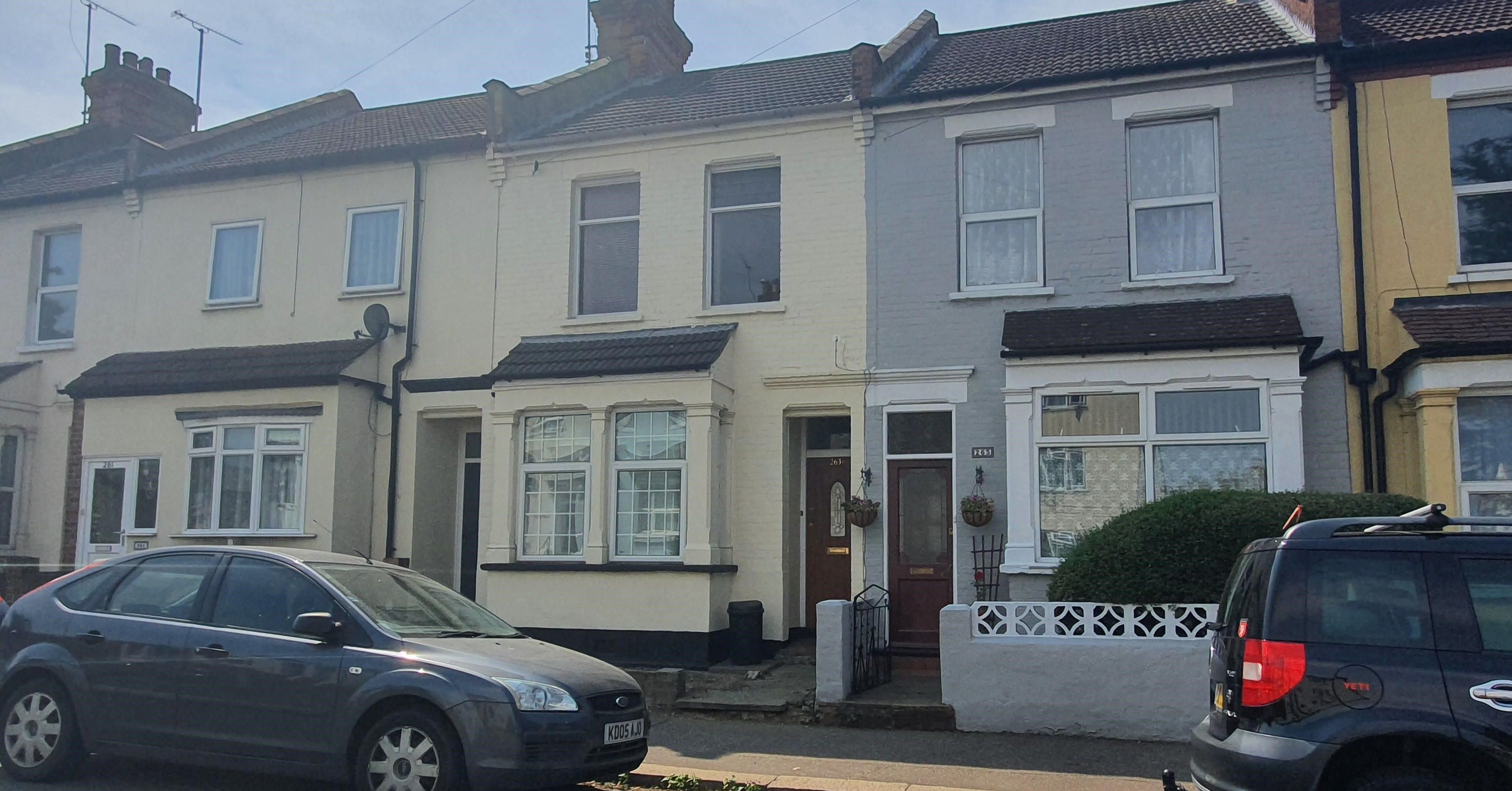263A North Road, Westcliff-on-Sea, Essex, SS0 7AB