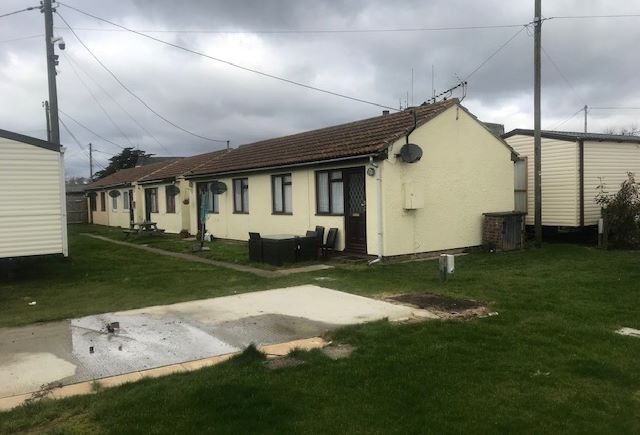 Pretoria Caravan Park, Point Clear Bay, St Osyth, Essex, CO16 8NG