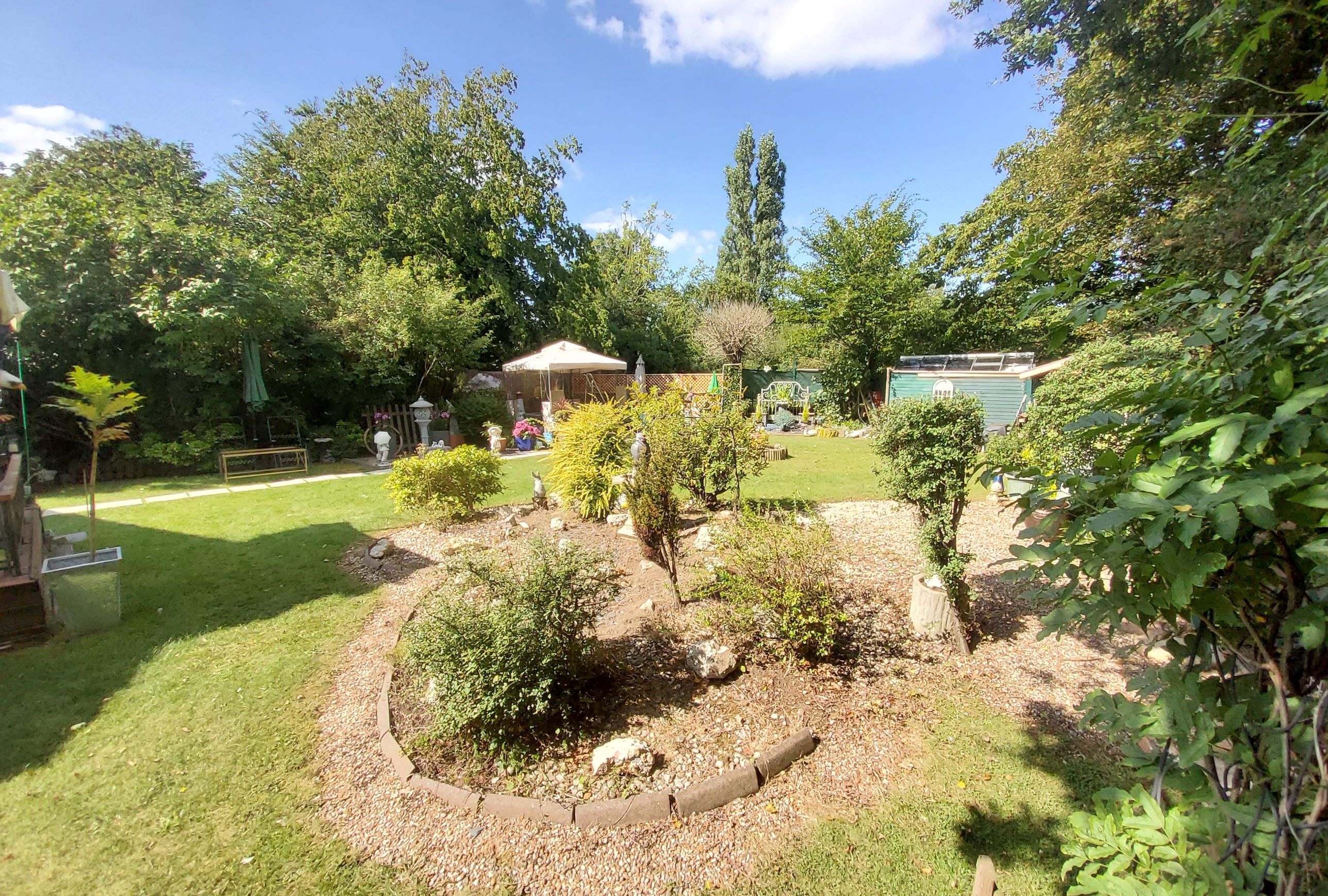 Land Rear of, 2 Broomfield, Benfleet, Essex, SS7 2ST