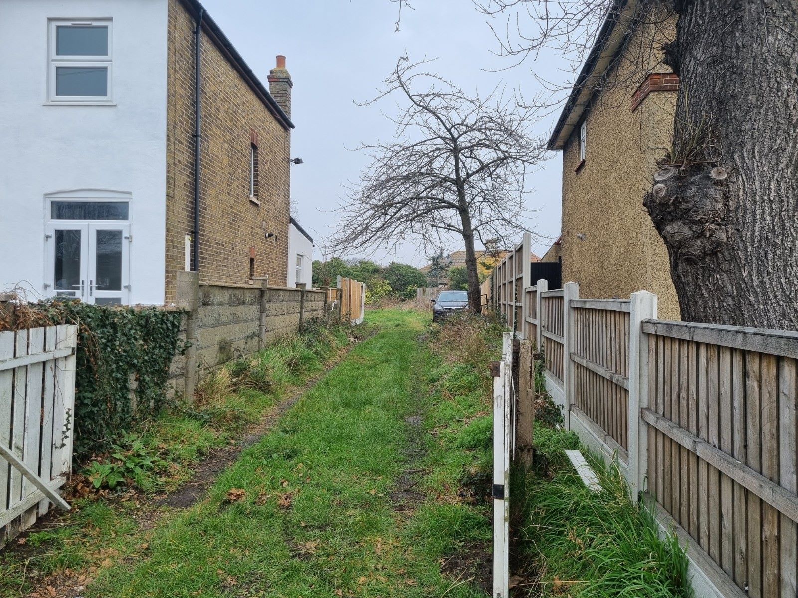 Land at rear of, 647 Prince Avenue, Westcliff-on-Sea, Essex, SS0 0JB