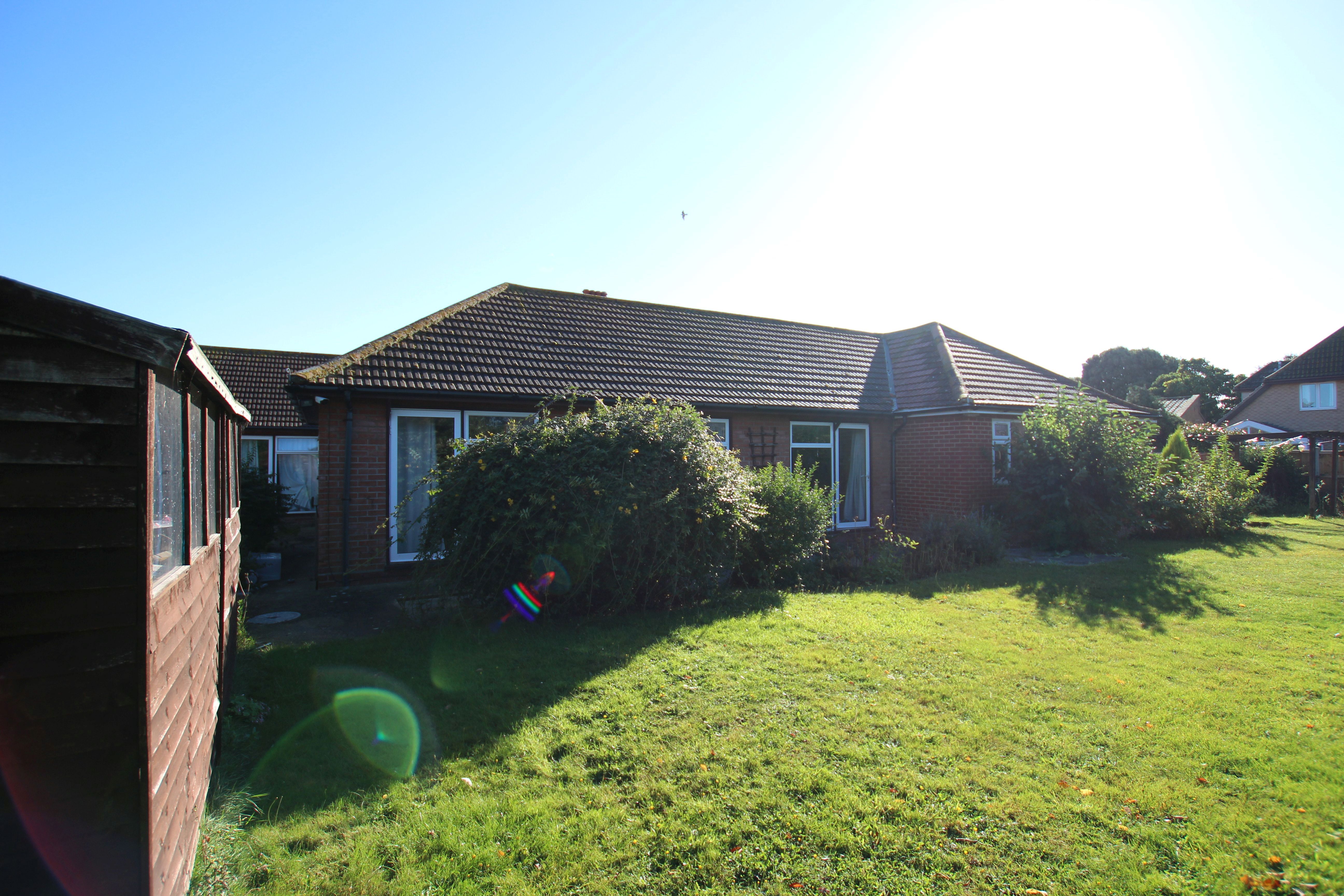 19 York Road, Holland-on-Sea, Essex, CO15 5NS
