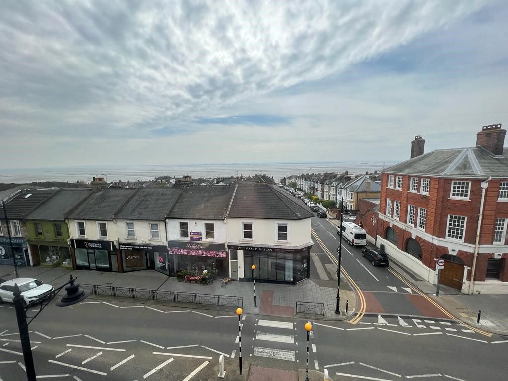 93 Broadway, Leigh-on-Sea, Essex, SS9 1PG