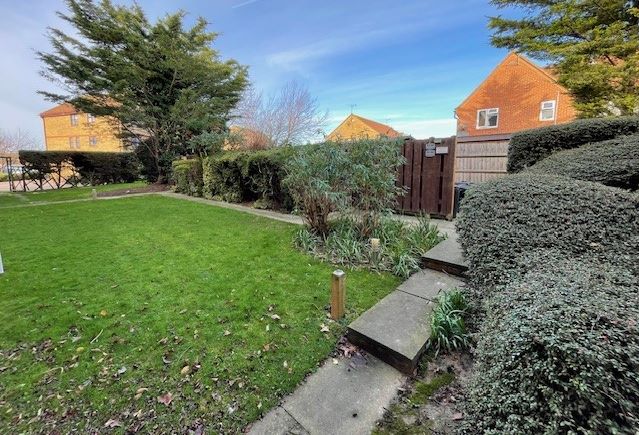 30 Frobisher Court, Frobisher Way, Shoeburyness, Essex, SS3 8XB