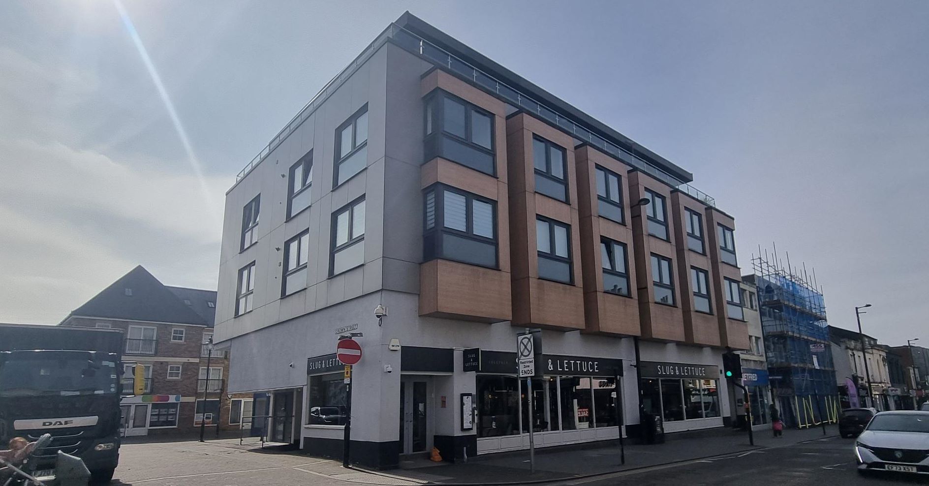 Flat 3 Hanover House, 78 High Street, Brentwood, Essex, CM14 4AP