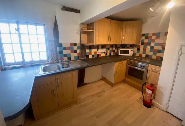 37 North Hill, Colchester, Essex, CO1 1QR