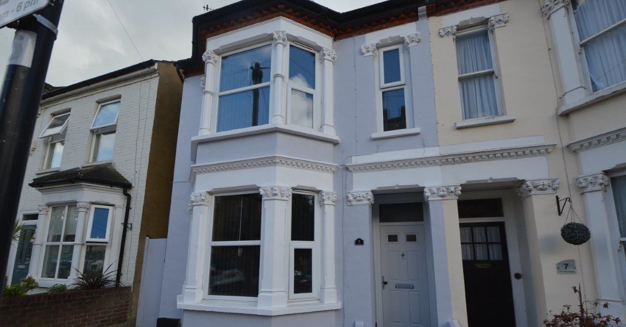 5 St. Johns Road, Westcliff-on-Sea, Essex, SS0 7JY