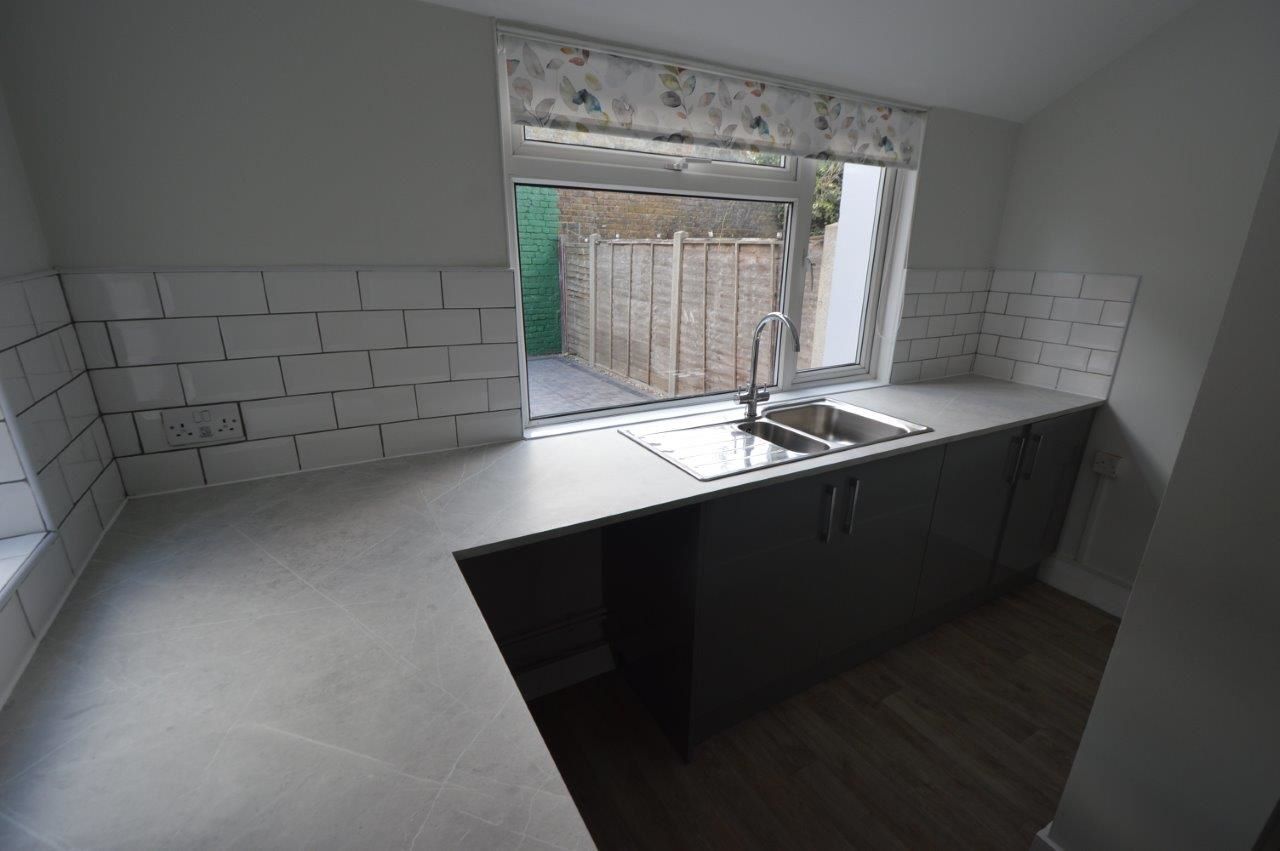 5 St. Johns Road, Westcliff-on-Sea, Essex, SS0 7JY