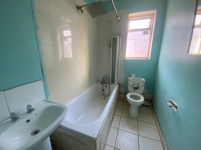 123 Hall Lane, Walton on the Naze, Essex, CO14 8HW