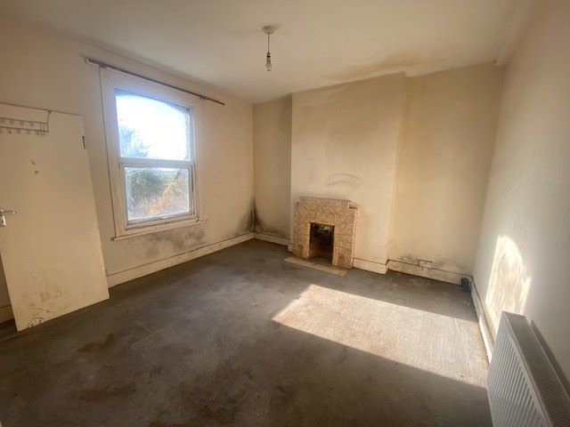 123 Hall Lane, Walton on the Naze, Essex, CO14 8HW