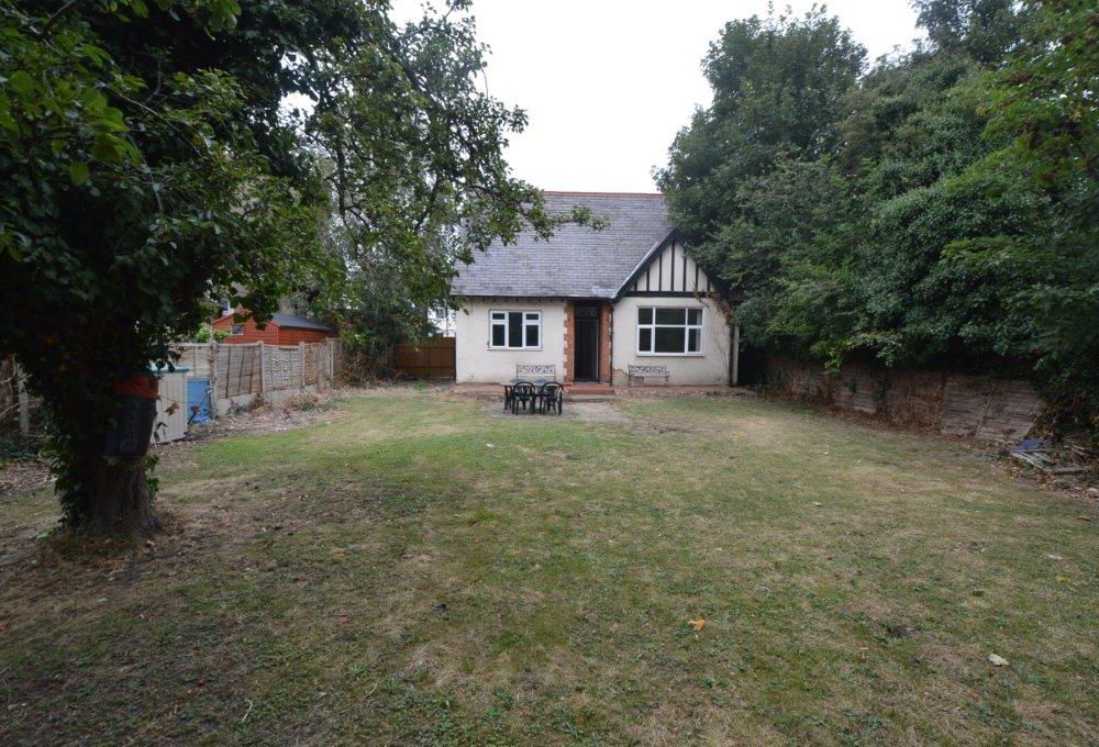 10 Branksome Road, Southend-on-Sea, Essex, SS2 4HQ