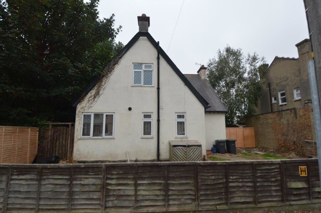 10 Branksome Road, Southend-on-Sea, Essex, SS2 4HQ