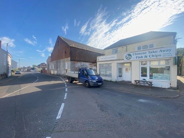 123 Hall Lane, Walton on the Naze, Essex, CO14 8HW