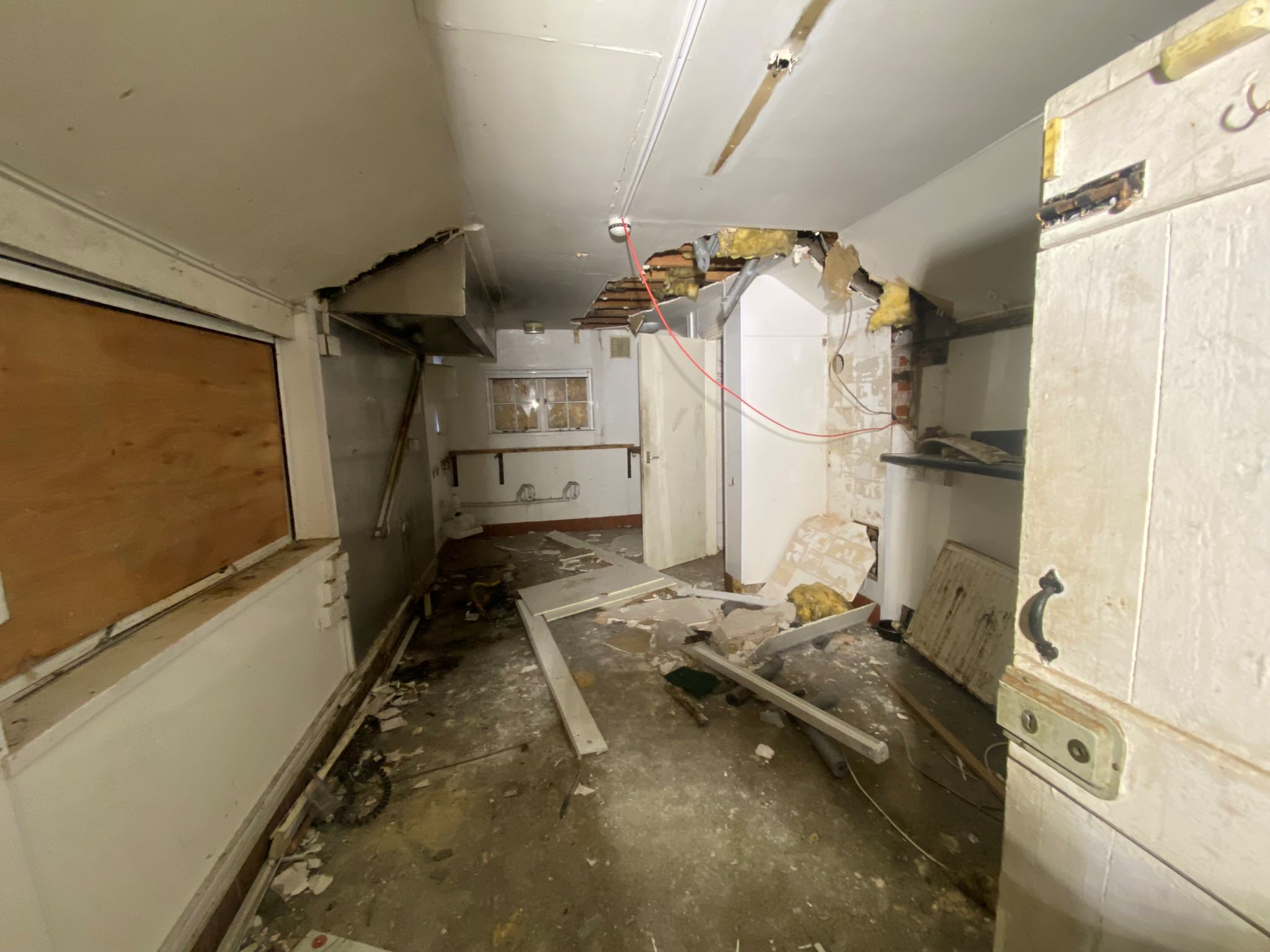 The Red Lion, 130 Coggeshall Road, Marks Tey, Essex, CO6 1LT