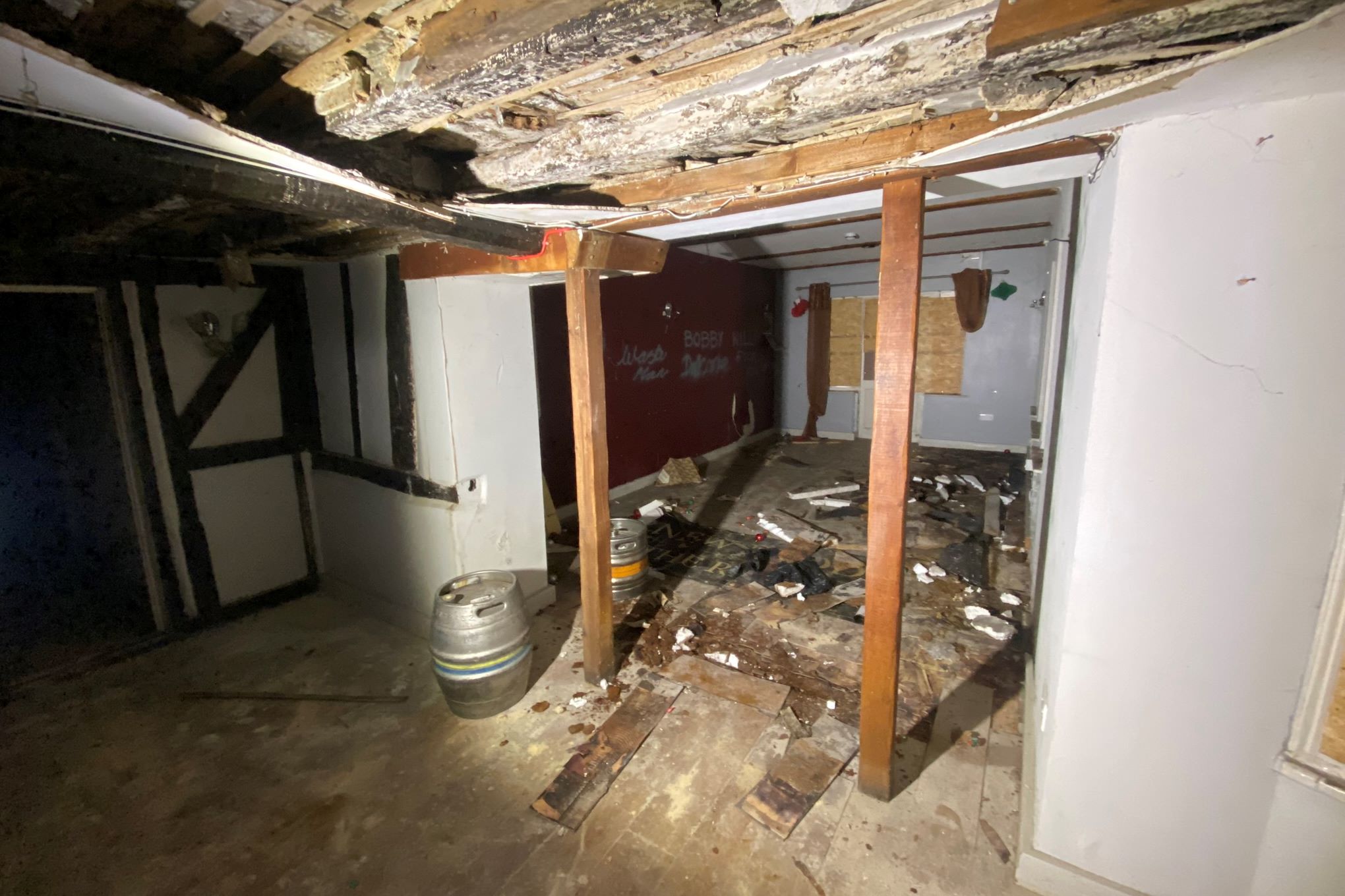 The Red Lion, 130 Coggeshall Road, Marks Tey, Essex, CO6 1LT