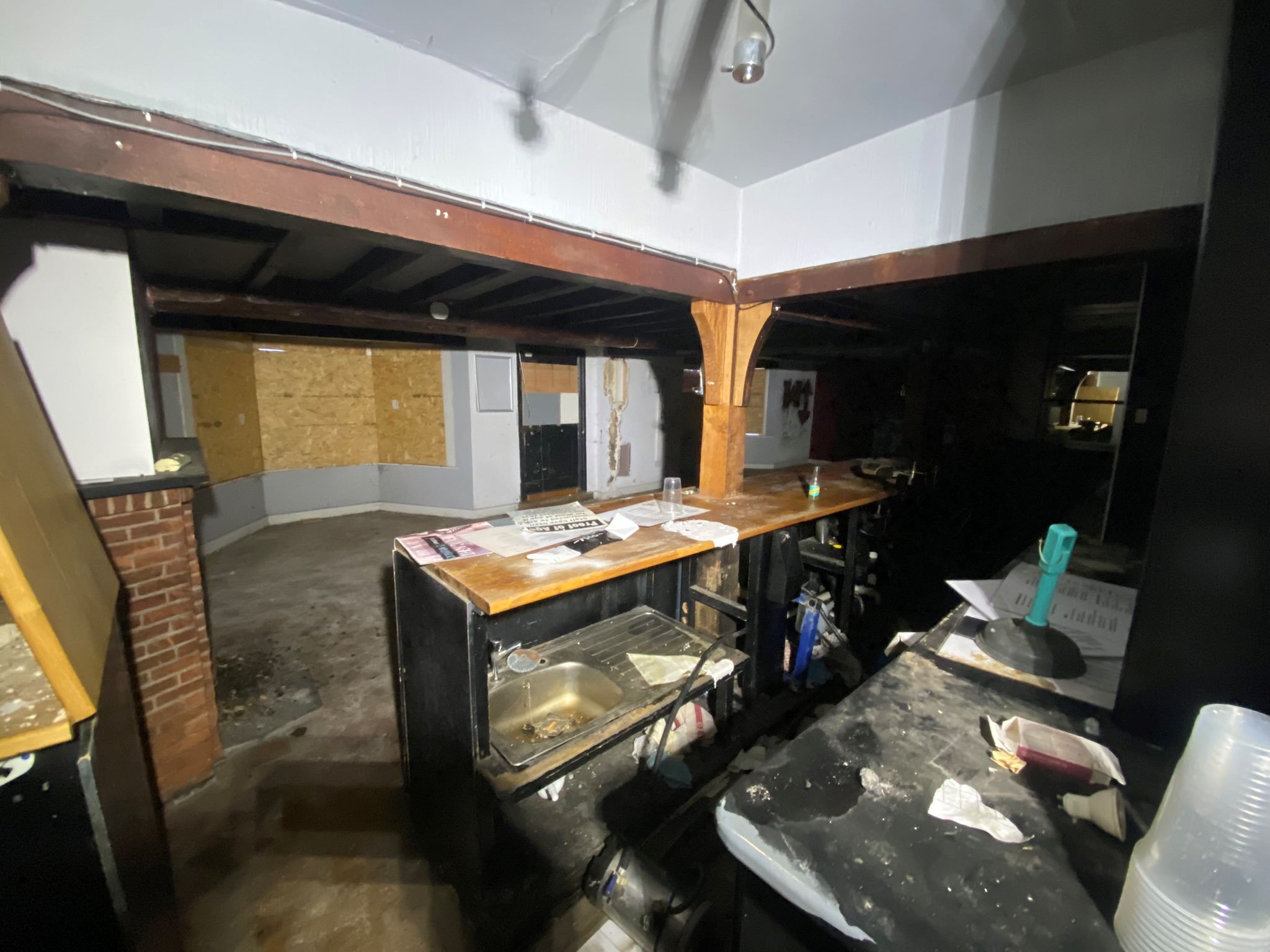 The Red Lion, 130 Coggeshall Road, Marks Tey, Essex, CO6 1LT