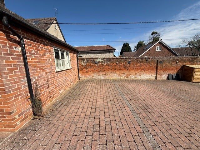 Sydney Villa, 124 Swan Street, Sible Hedingham, Halstead, Essex, CO9 3HP