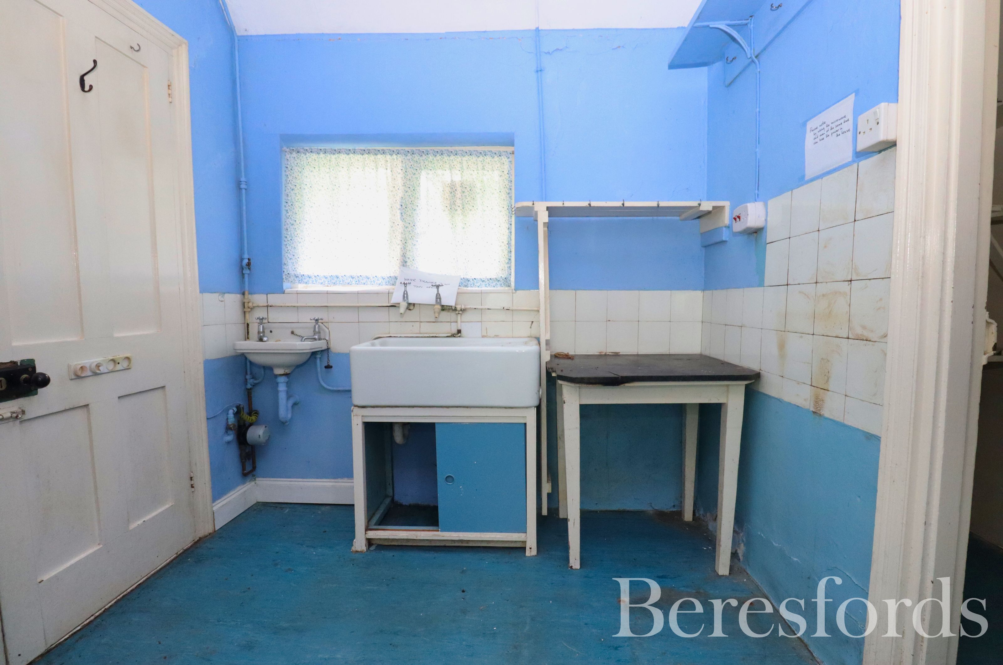 Hillcroft, East Hanningfield Road, Sandon, Chelmsford, Essex, CM2 7TQ