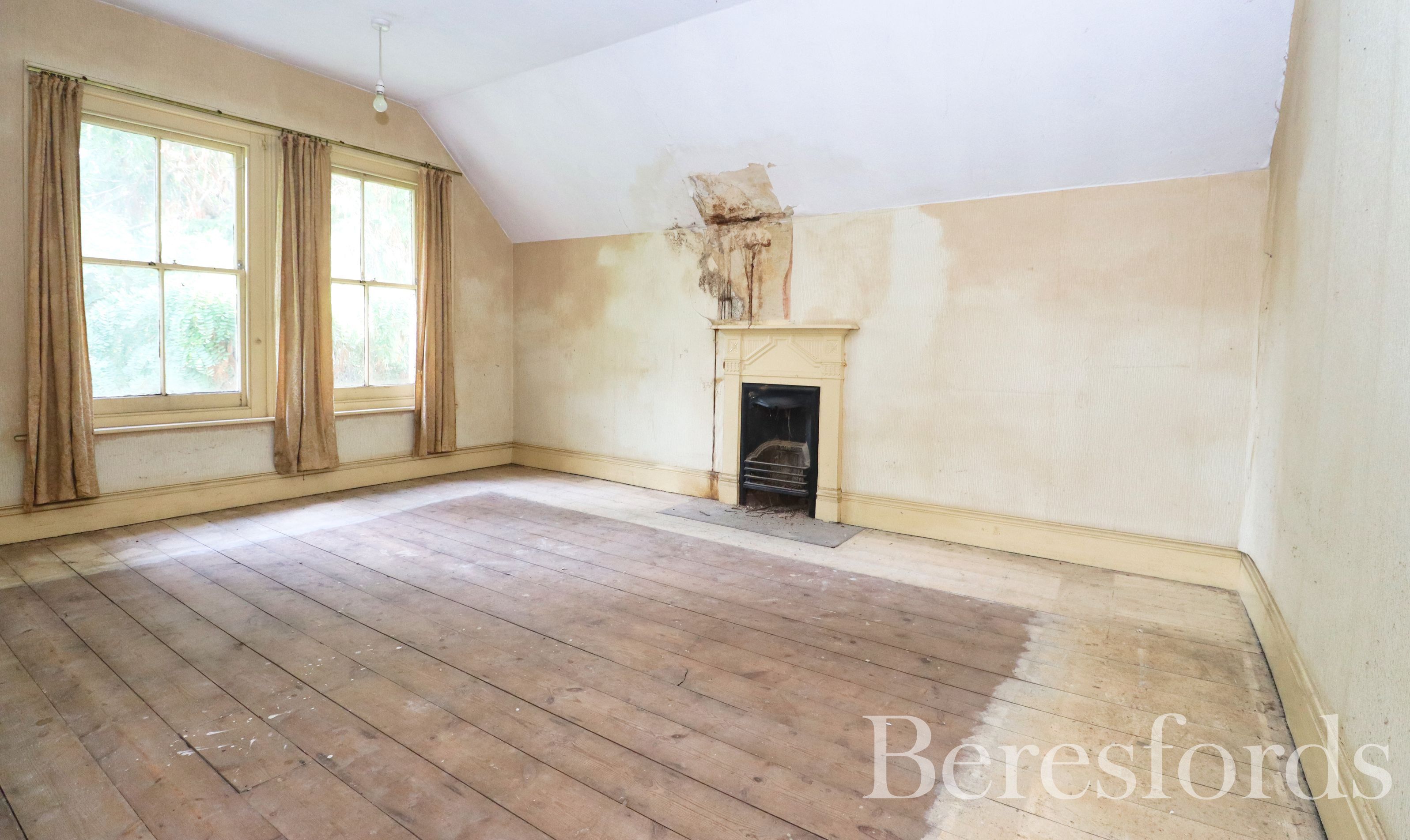 Hillcroft, East Hanningfield Road, Sandon, Chelmsford, Essex, CM2 7TQ