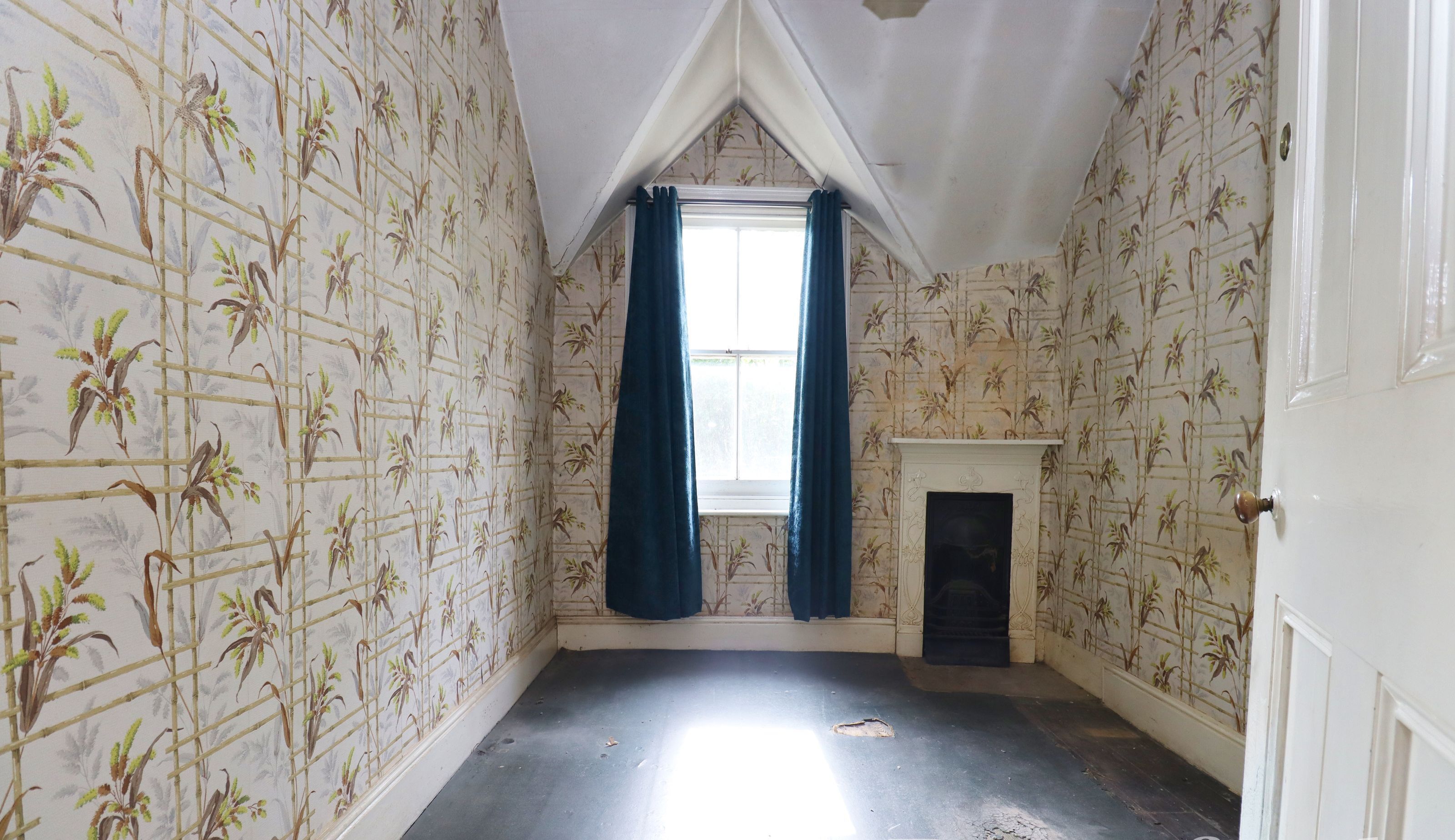 Hillcroft, East Hanningfield Road, Sandon, Chelmsford, Essex, CM2 7TQ