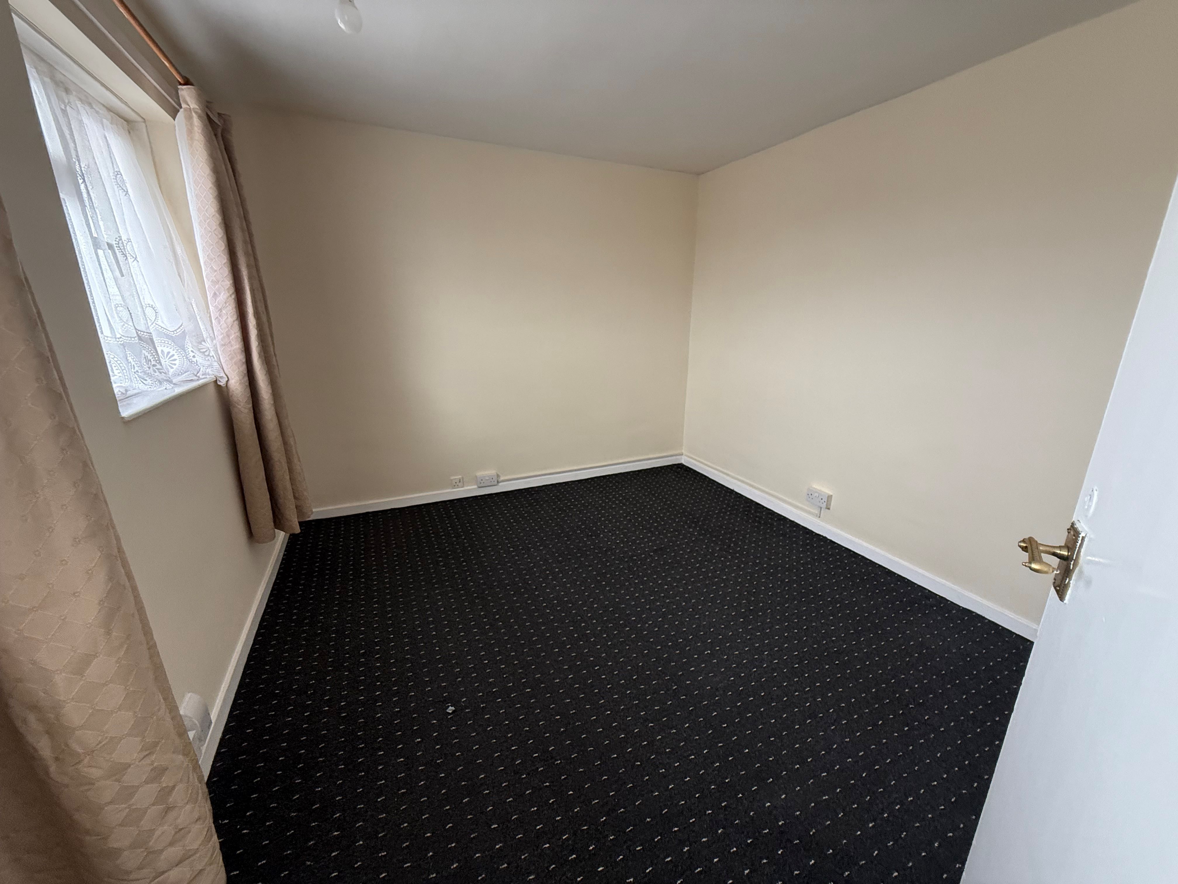 147 Rose Lane, Romford, Essex, RM6 5NR