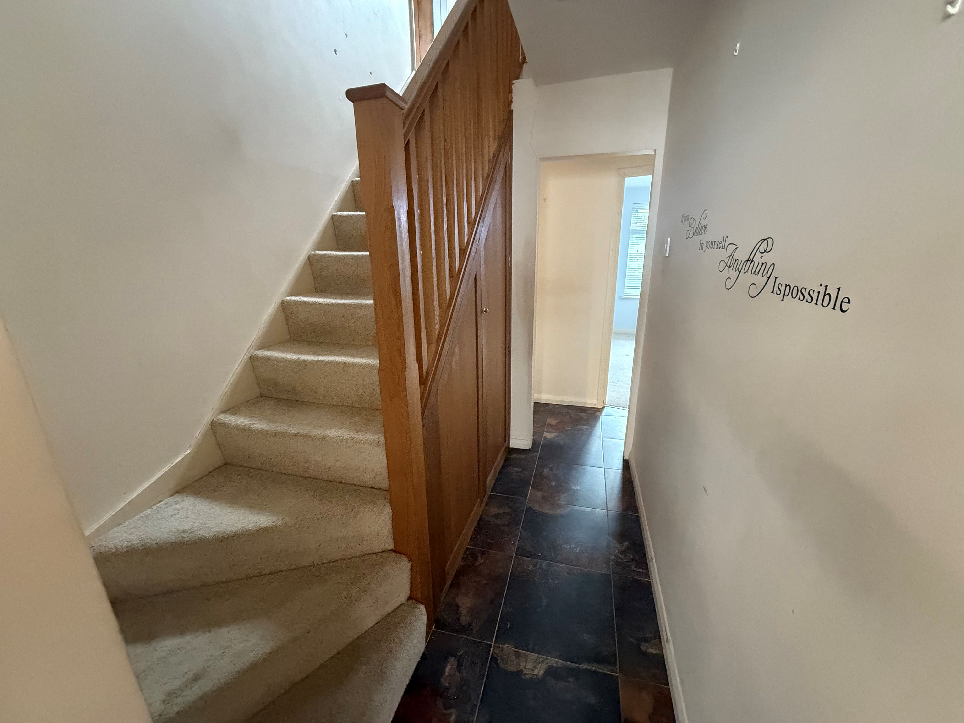 2 Deirdre Avenue, Wickford, Essex, SS12 0AX