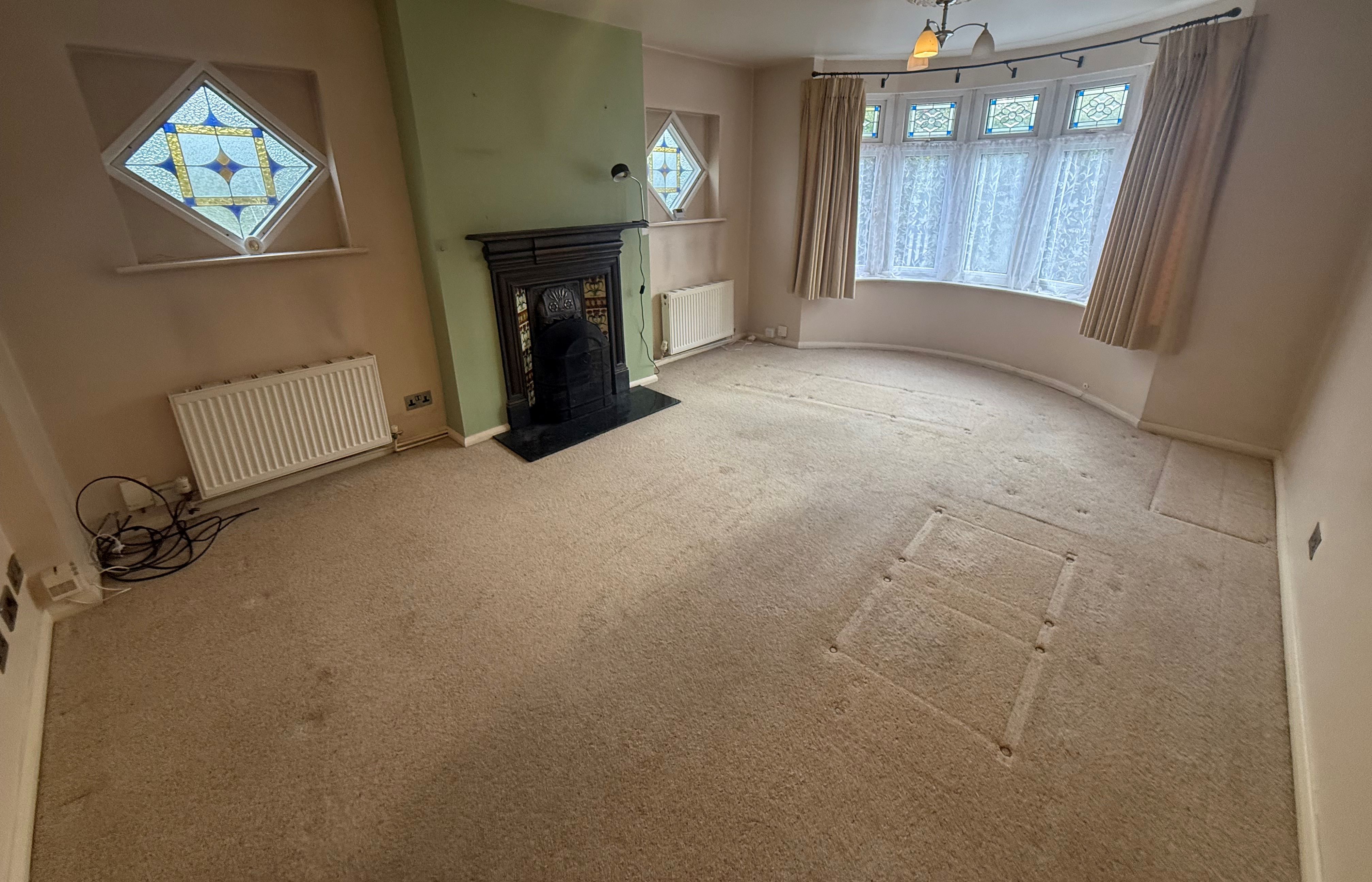 2 Deirdre Avenue, Wickford, Essex, SS12 0AX