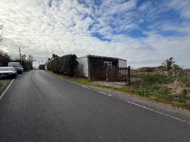 Mayland Hill Cottages, 2 Mayland Hill, Mayland, Chelmsford, Essex, CM3 6DZ