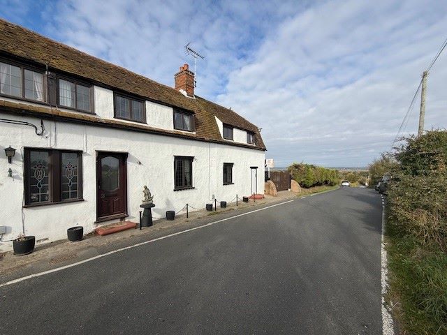 Mayland Hill Cottages, 2 Mayland Hill, Mayland, Chelmsford, Essex, CM3 6DZ
