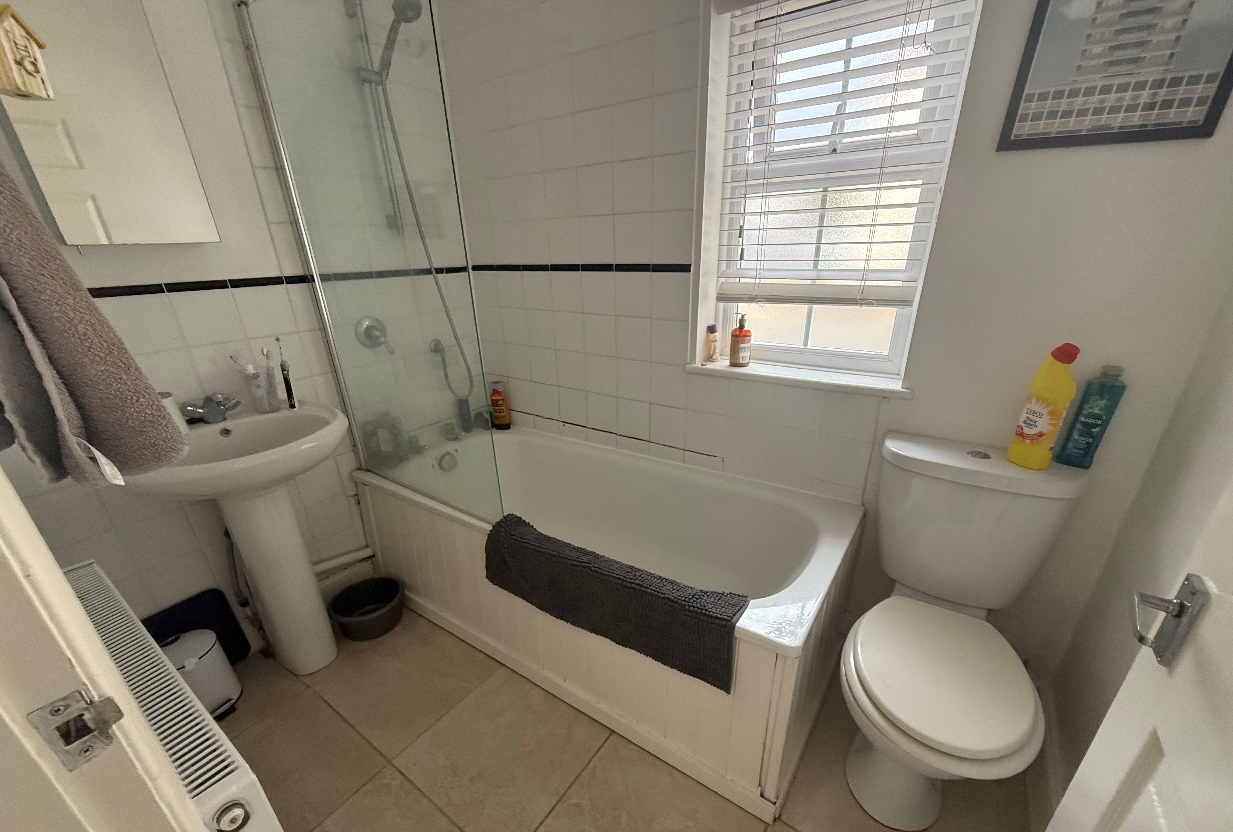 Flat 1, 109 Pall Mall, Leigh-on-Sea, Essex, SS9 1RF