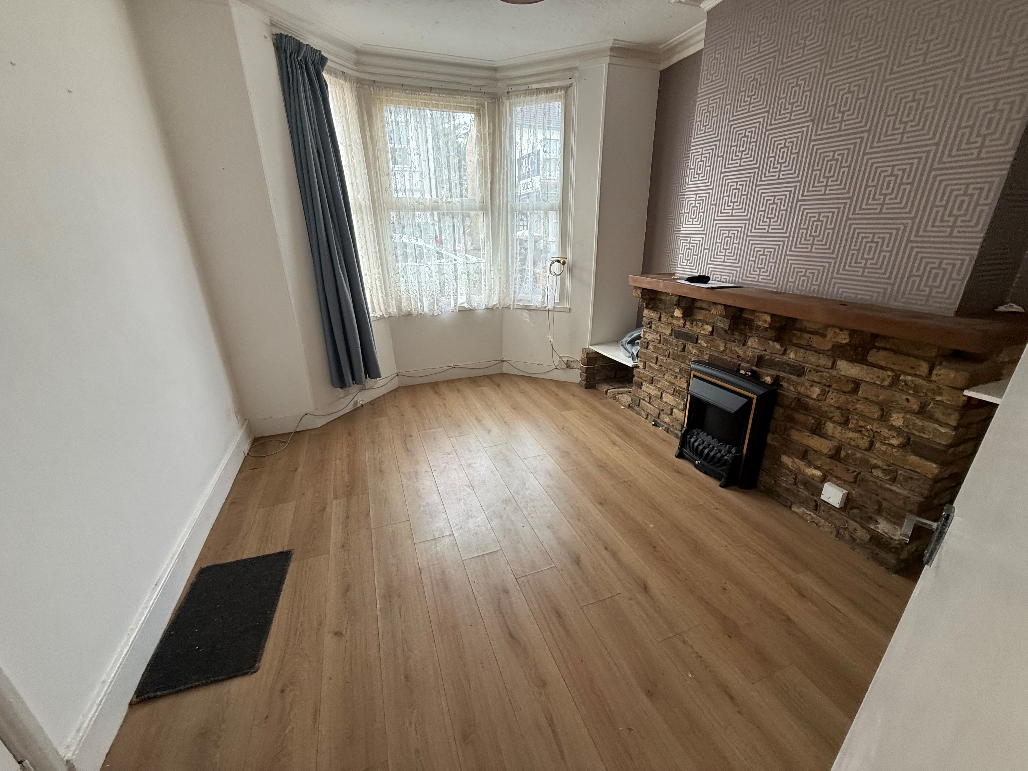 40 Oban Road, Southend-on-Sea, Essex, SS2 4JL