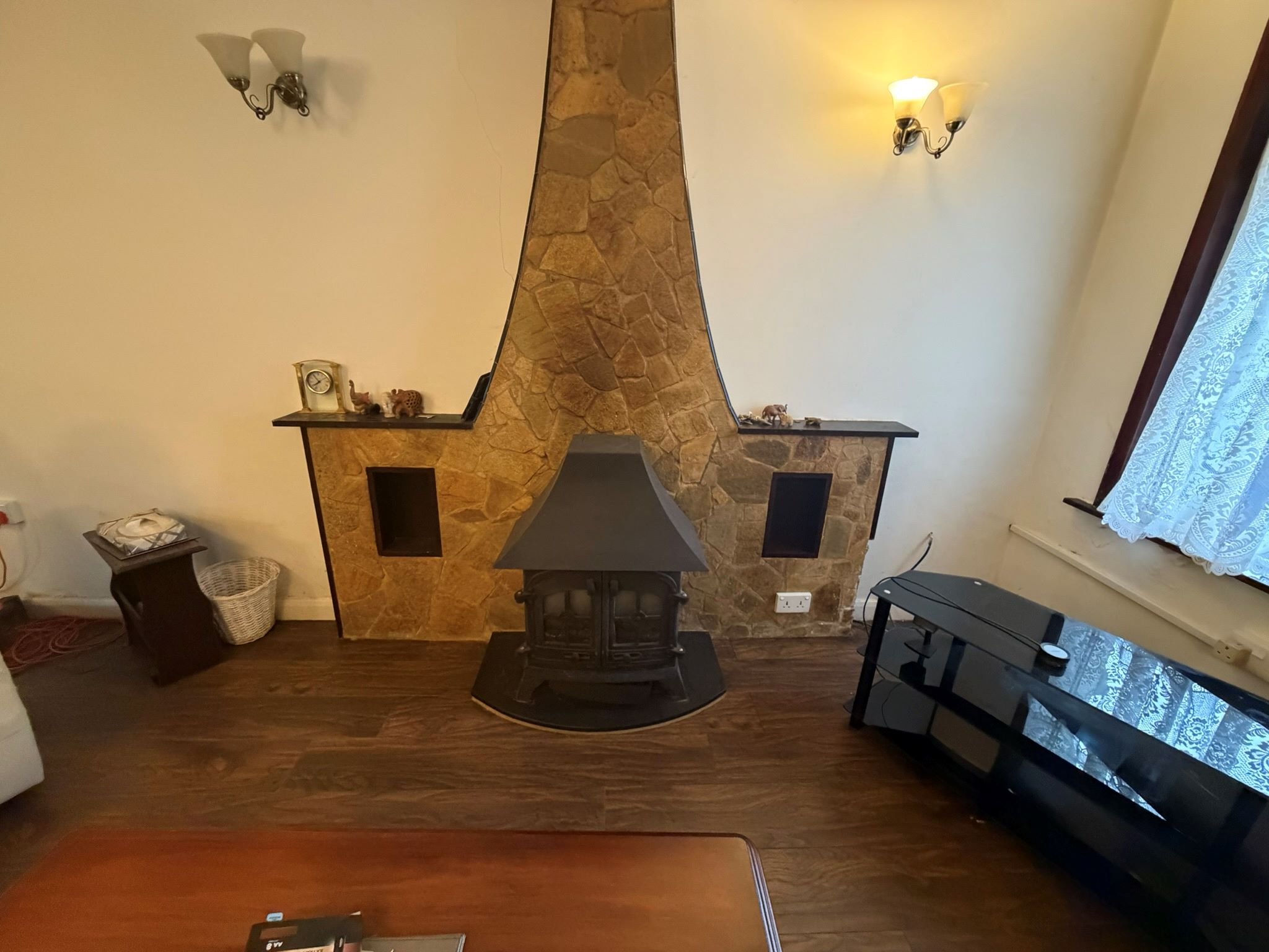 27 Salisbury Avenue, Stanford-le-Hope, Essex, SS17 0DA