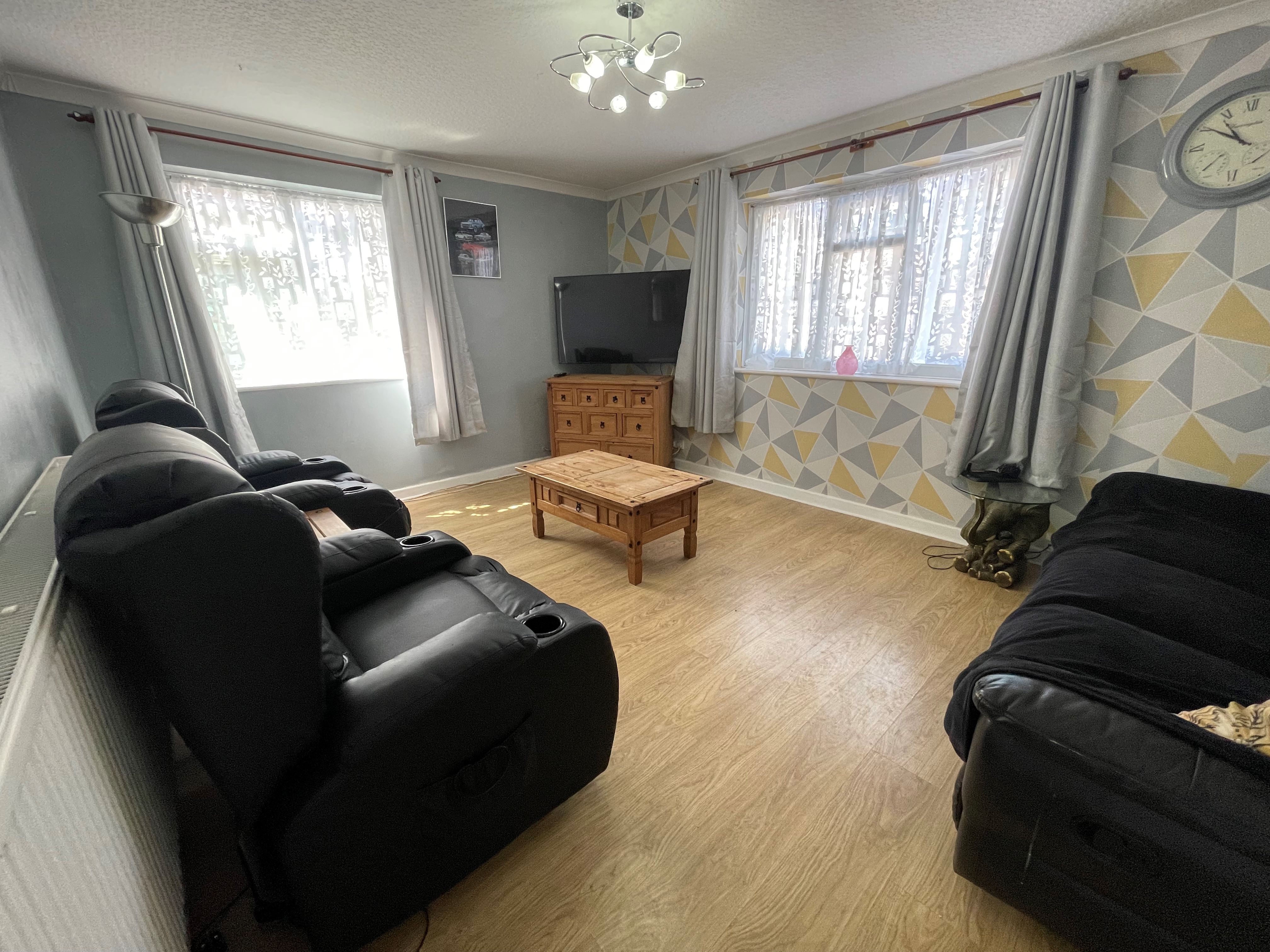 22 Standard Avenue, Jaywick, Clacton-on-Sea, Essex, CO15 2LW