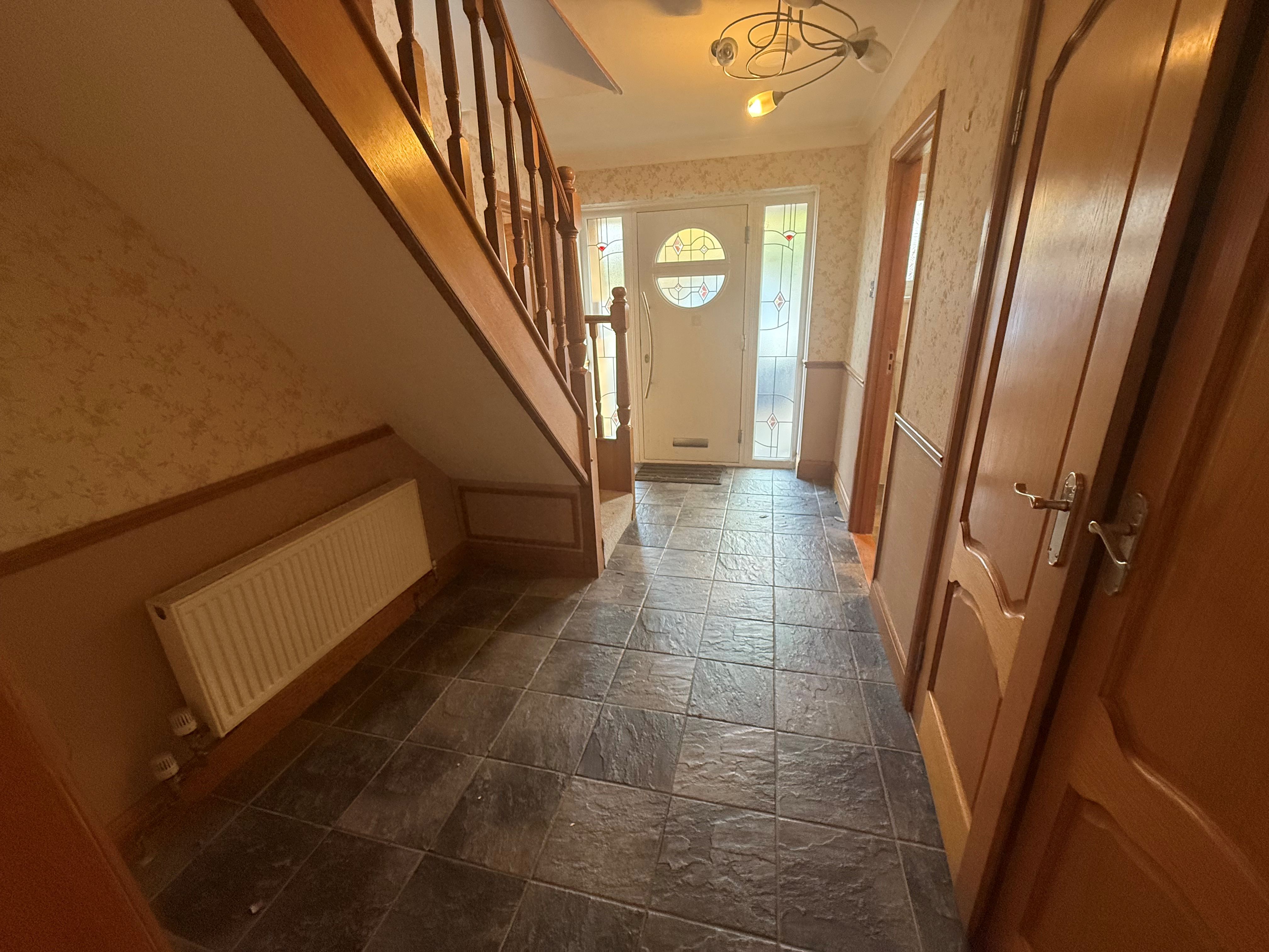 190 Eastwood Road, Rayleigh, Essex, SS6 7LY