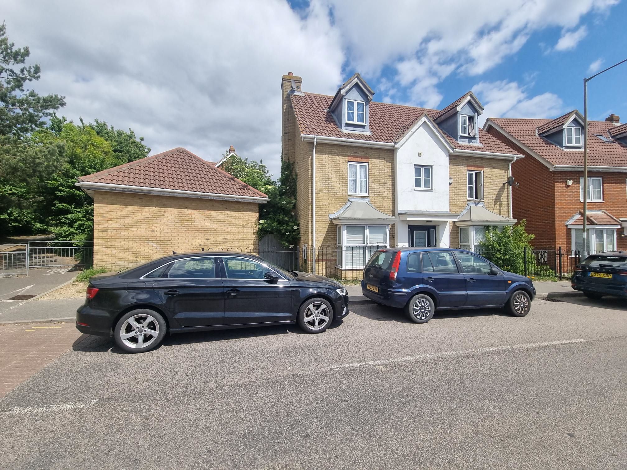 55 Mayflower Road, Chafford Hundred, Grays, Essex, RM16 6BE