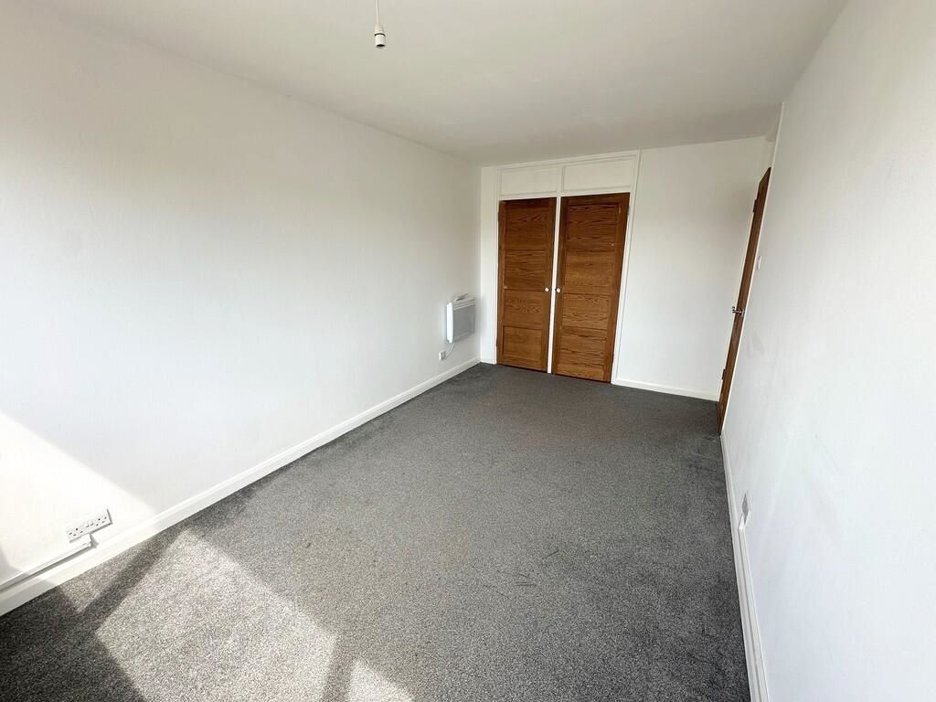 11 Lumsden Road, Southsea, Hampshire, PO4 9LN