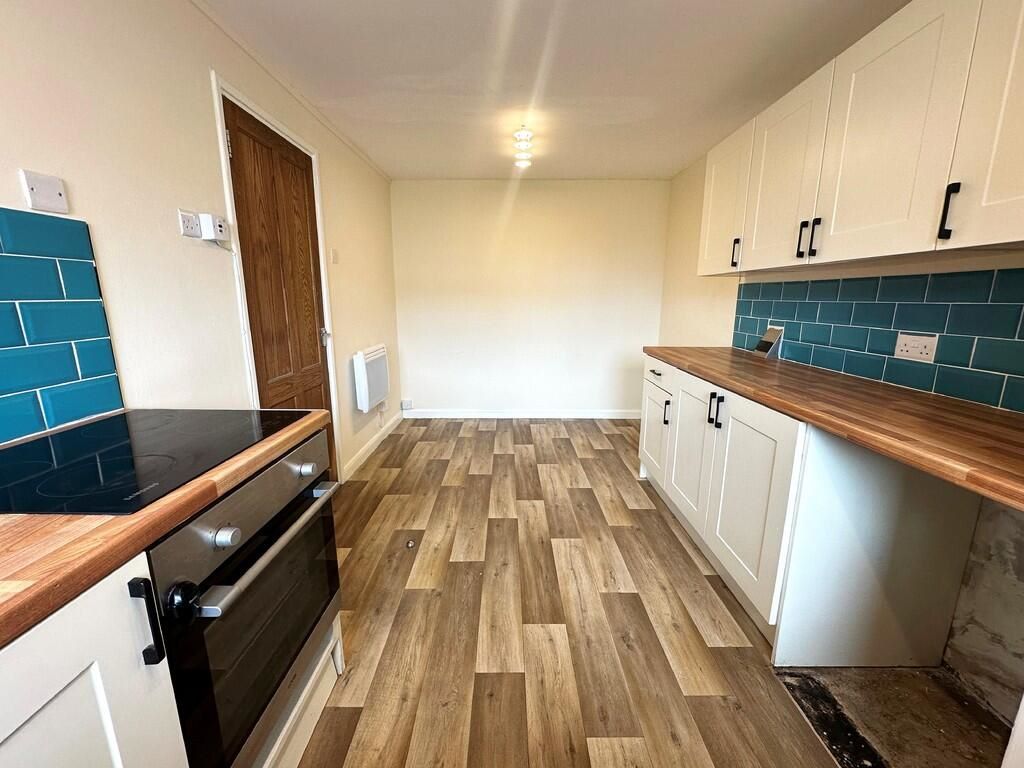 11 Lumsden Road, Southsea, Hampshire, PO4 9LN