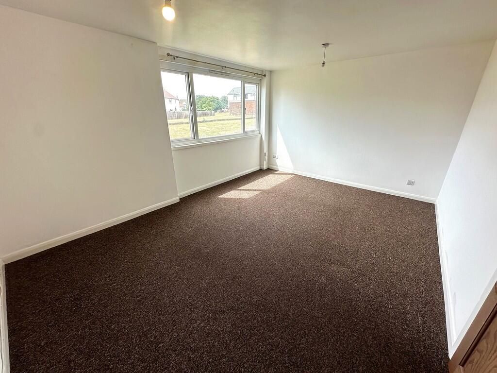 11 Lumsden Road, Southsea, Hampshire, PO4 9LN